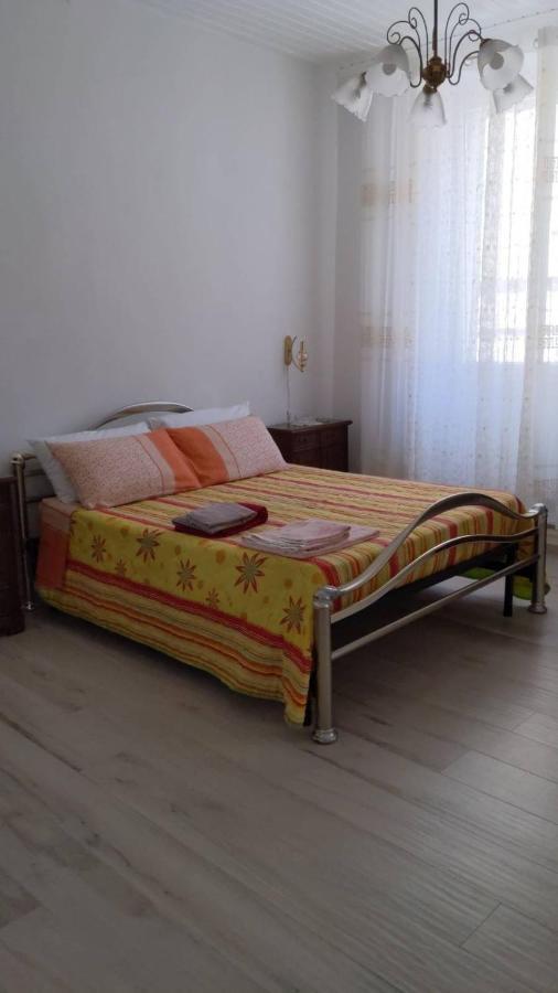 Cozy Home Away From Home タルクイーニア エクステリア 写真
